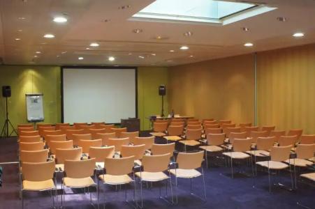 Holiday Inn Express Paris-Canal De La Villette, an IHG - 17