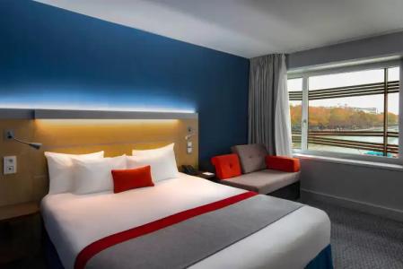 Holiday Inn Express Paris-Canal De La Villette, an IHG - 5