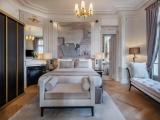Signature Double Suite