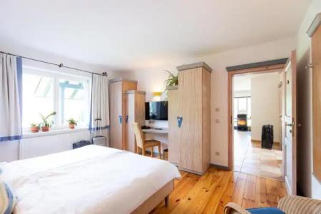 LandAm Rothenberg - 107