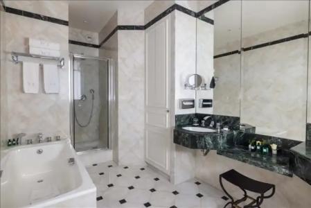 West-End - 114