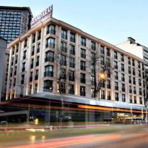 Grand Aras & Suites - 100