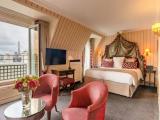 Avenue Eiffel Tower Junior Suite