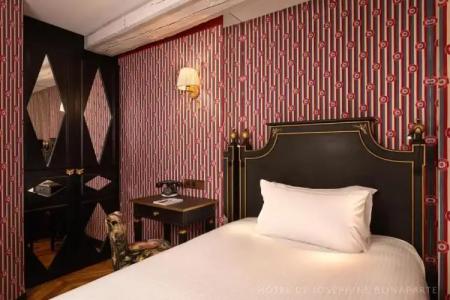 Hôtel de Joséphine BONAPARTE - 17