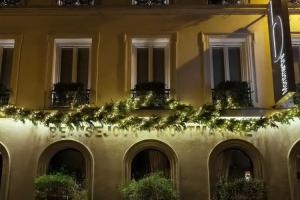 B Montmartre Hotel, Paris