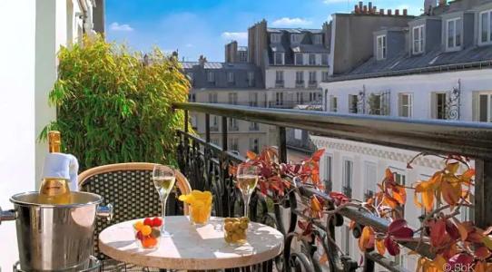 B Montmartre - 40