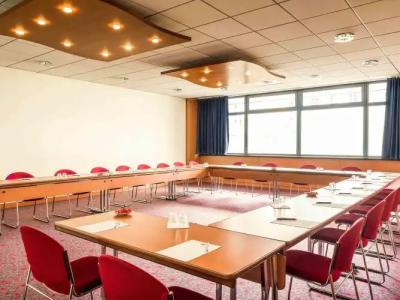 ibis Paris 17 Clichy-Batignolles - 18