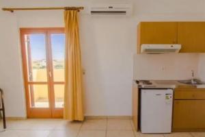 Olga Studios, Kokkini Khanion