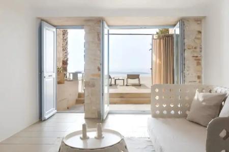 Calme Boutique - Adults Only