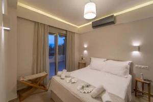 Abelia Luxurious Villas, Finikounta
