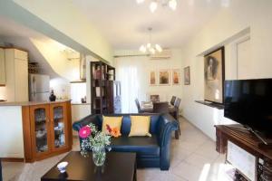 Anthemis Luxury Villas, Lygia