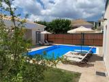 3 Bedrooms Villa