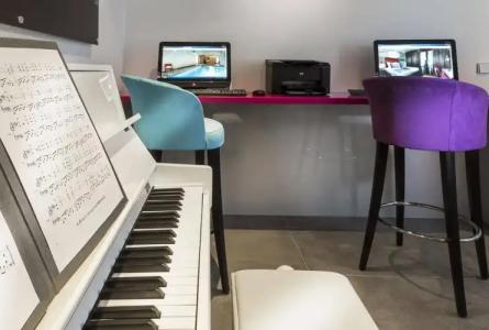 Lyric Paris Opera - 37