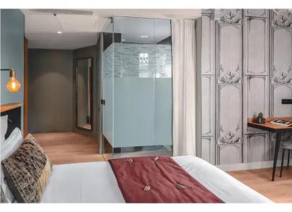 Lyric Paris Opera - 5