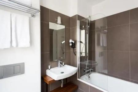 Le 20 Prieuré Hôtel - 59