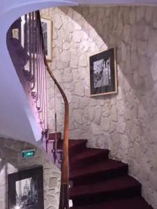 Hauteville Opera - 12