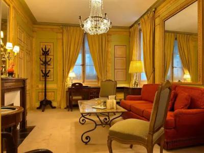 Hôtel Duc De St-Simon - 1