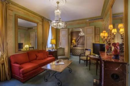 Hôtel Duc De St-Simon - 57