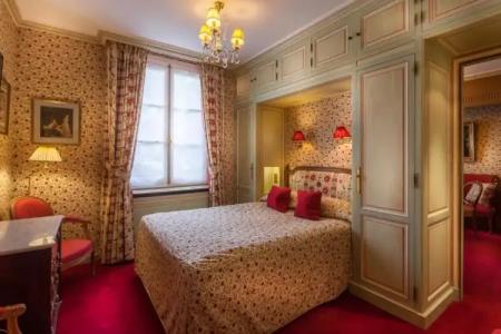 Hôtel Duc De St-Simon - 55