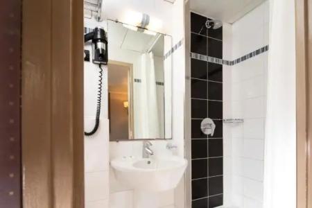 Hôtel de la Tour Eiffel - 28