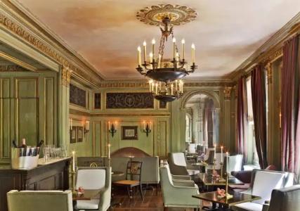 Le Dokhan's Paris Arc de Triomphe, a Tribute Portfolio - 17