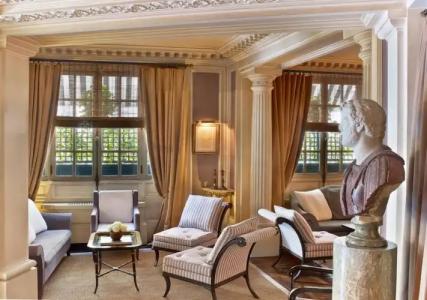 Le Dokhan's Paris Arc de Triomphe, a Tribute Portfolio - 4