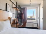 Standard with view of the Eiffel Tower Double room