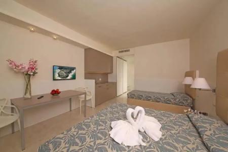 Residence Holiday - 4