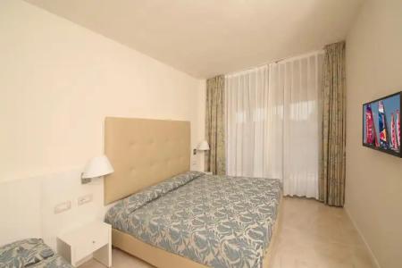 Residence Holiday - 5