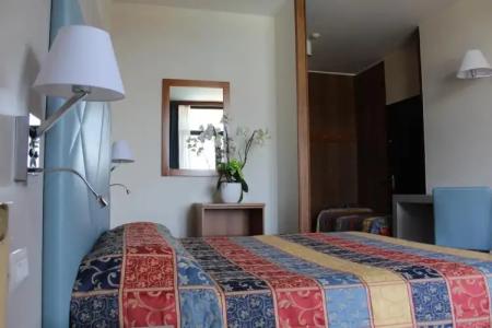 Residence Holiday - 6