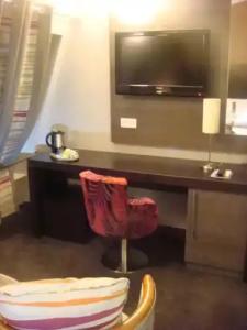 Holiday Inn Paris Montmartre, an IHG - 17