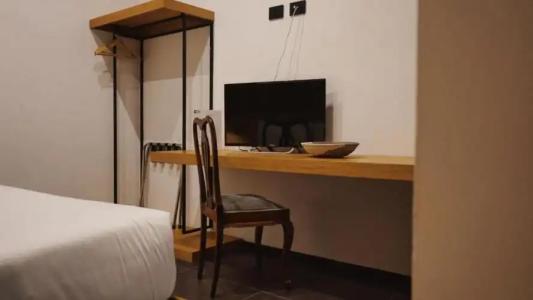 Central Lodge - 102