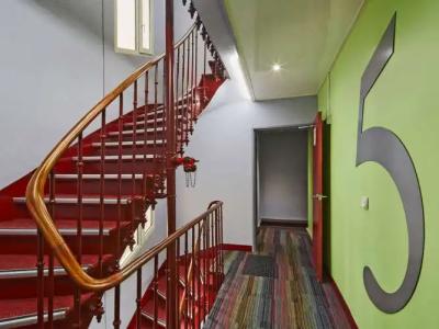 Campanile Paris 14 - Maine Montparnasse - 15