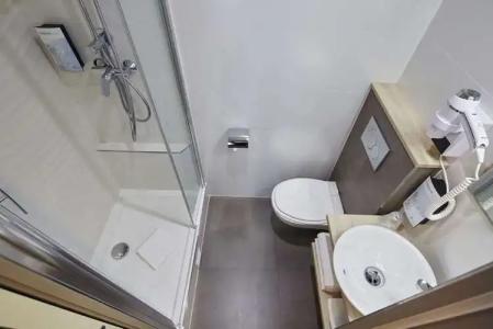 Campanile Paris 14 - Maine Montparnasse - 9