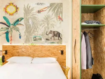 Louvre Bons Enfants - 3