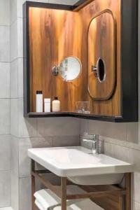 Best Western Plus La Demeure - 109