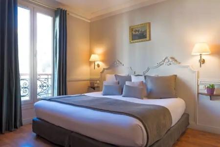 Hôtel De La Porte Dorée - 39