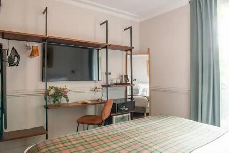 Hôtel De La Porte Dorée - 3