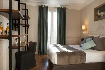 Hôtel De La Porte Dorée - 25