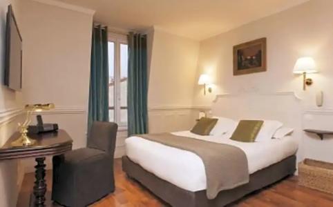 Hôtel De La Porte Dorée - 40