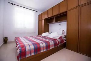 Rooms Olga, Vrshats