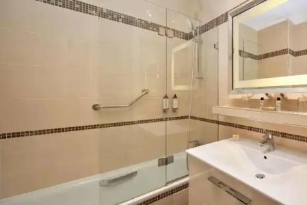 Hôtel Regina Louvre - 149