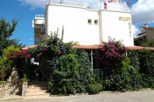 Sun Apart Motel, Gumuldur