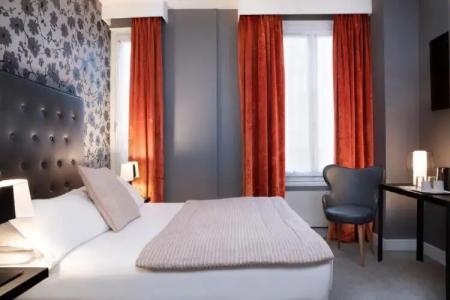 Hôtel Plaza Étoile - 73