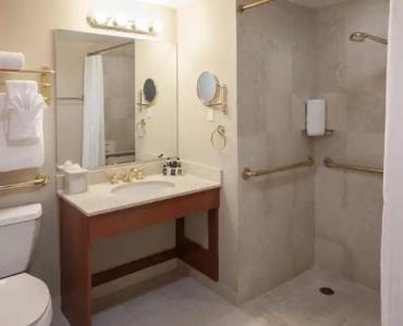 The Manhattan Club - 57