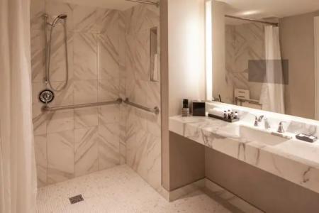 The Manhattan Club - 97