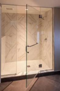 The Manhattan Club - 96