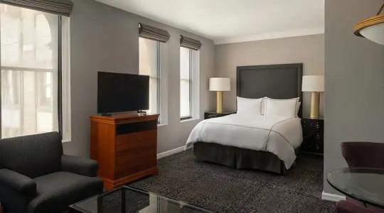 The Manhattan Club - 91