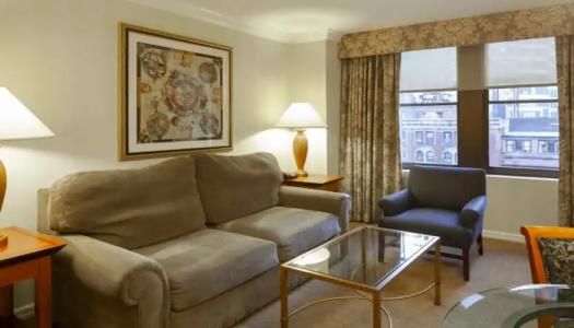 The Manhattan Club - 53