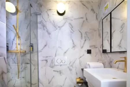 Hôtel Maxim Folies - 9